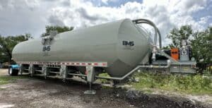 Portable storage pig with blower 2