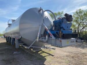Portable cement pig blower